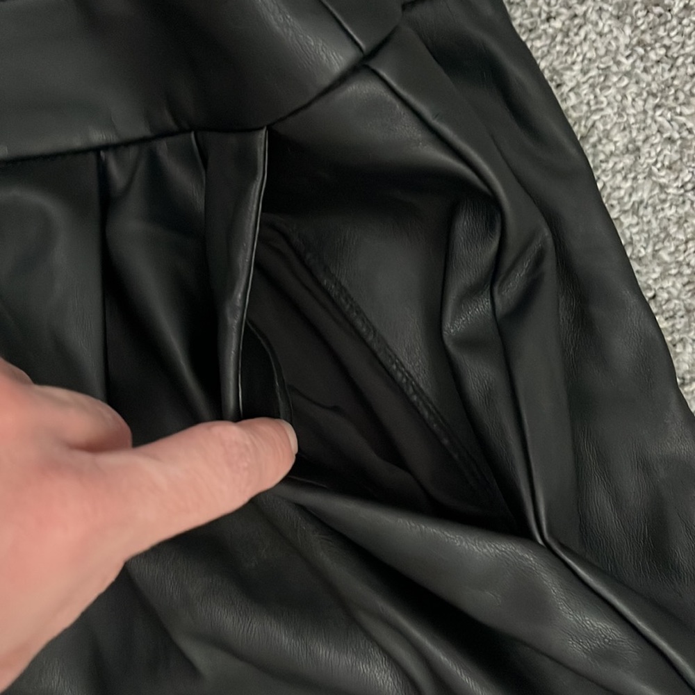 Express pants - Picture 12 of 15